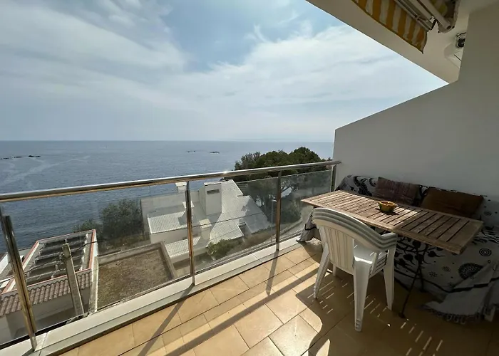 Apartamento Vista Mar Y Parking En Roses